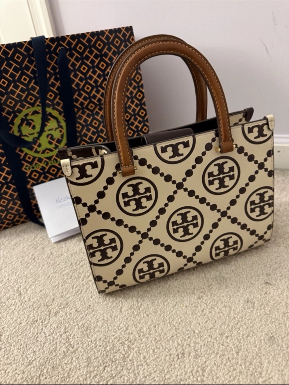 NWT Tory Burch T-Monogram Contrast Embossed Square Tote Marron/New Cream Rare - Picture 6 of 9